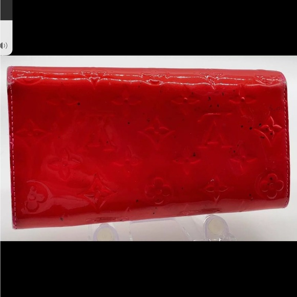 Auth Louis Vuitton Vernis Red Portefeuille Sarah M93530 W/Box - Picture 4 of 5